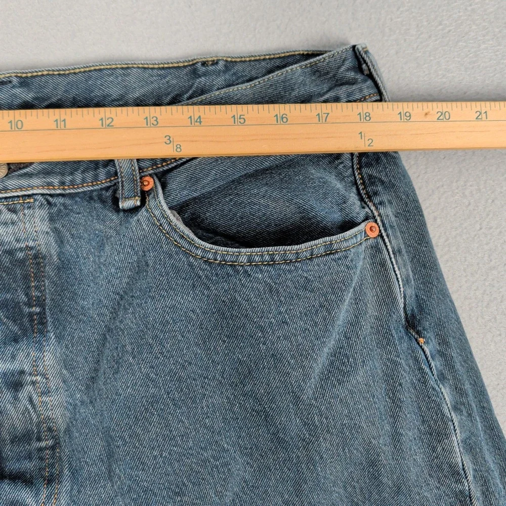 Levi's 501 Jeans Mens 38x32 Blue Original Fit Button Fly Straight Leg Denim